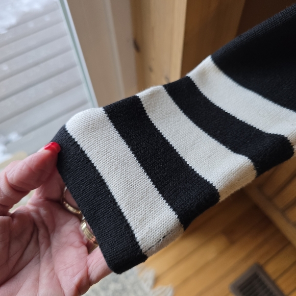 Rafaella Colorblock cardigan, size M, Gray/Black EUC - Picture 5 of 7